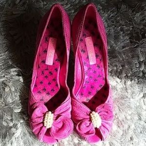 Betsy Johnson Pink Suede Pumps